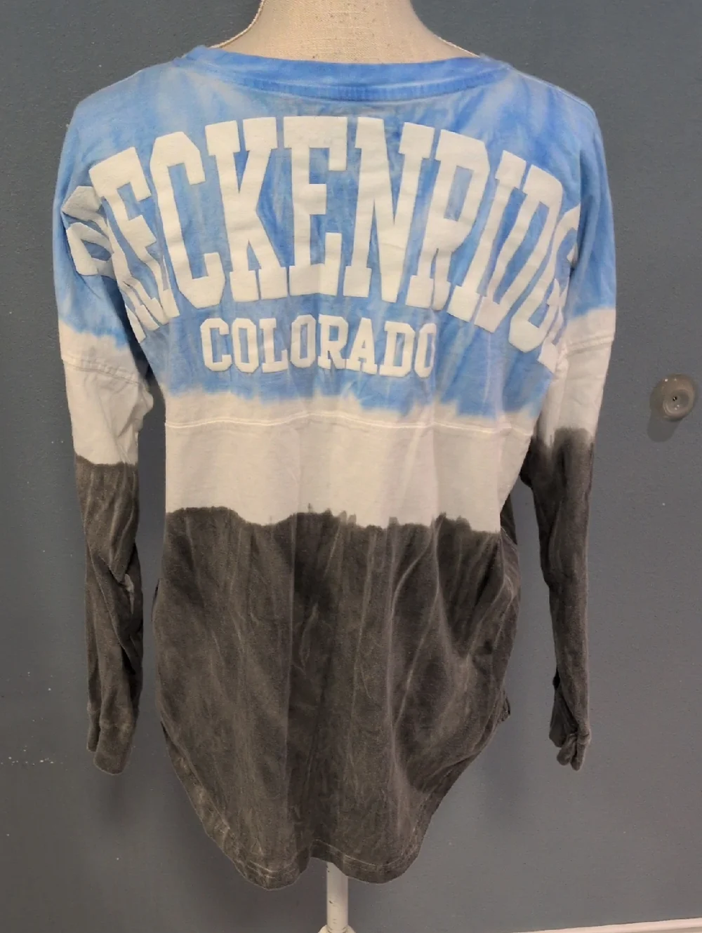 Exist Dip Dye Scoopneck Breckenridge Colorado Long Sleeve Shirt 100% Cotton